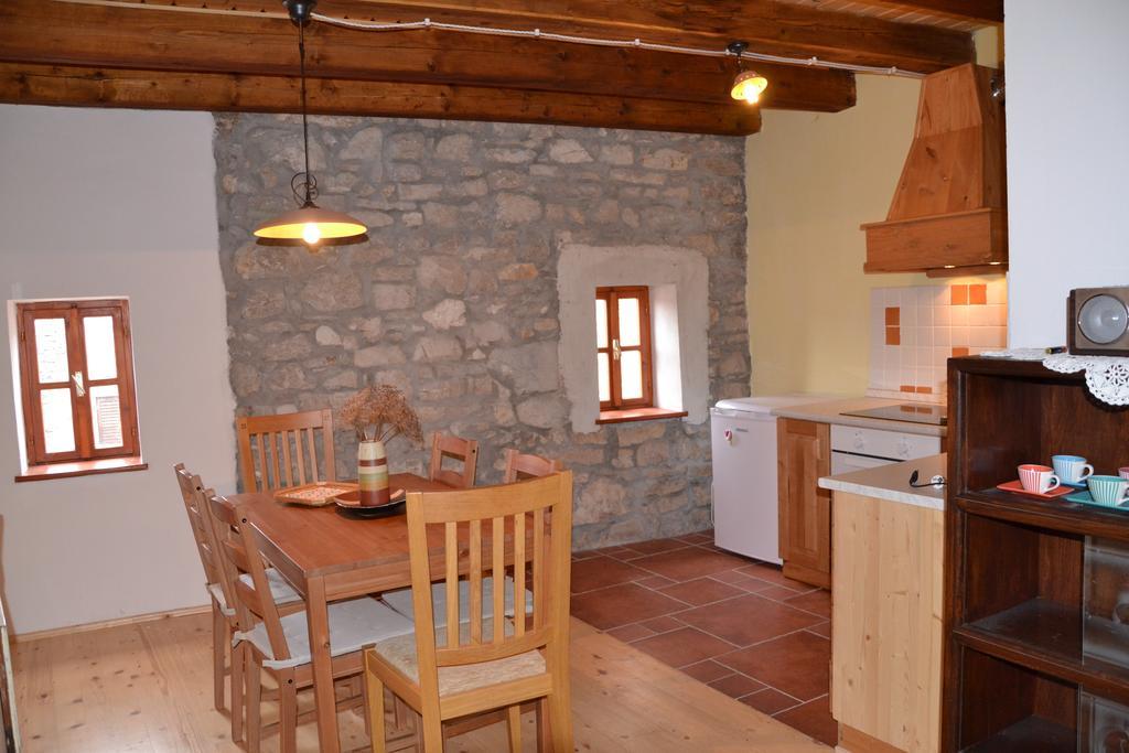 Holiday Farmhouse Skvor Robidisce Esterno foto